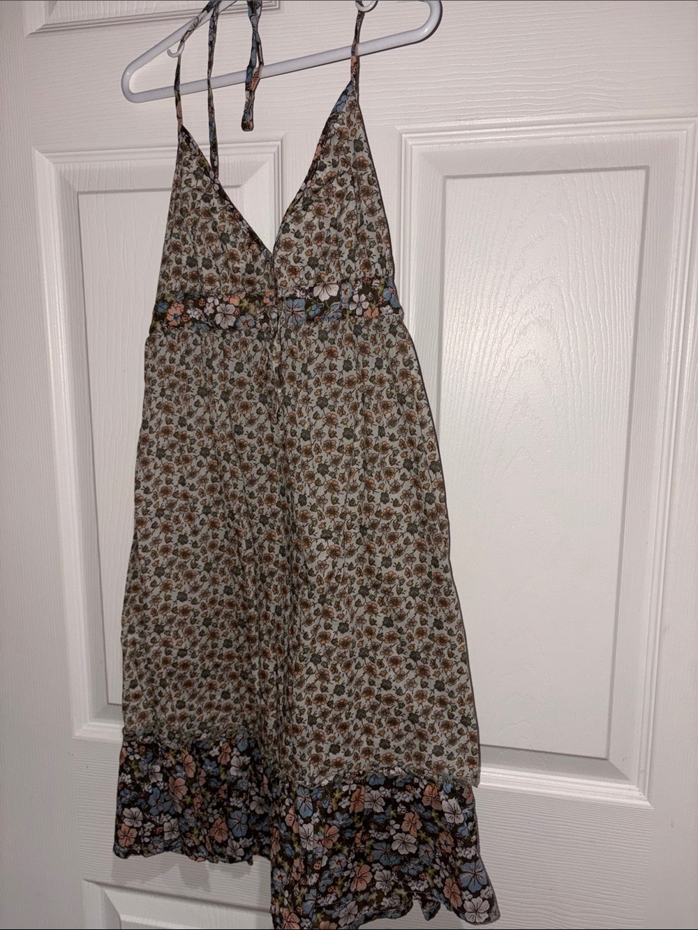 H&M Beige Floral V-Neck Spaghetti Strap Dress